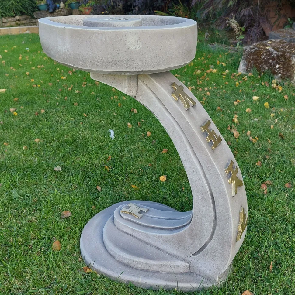 Curved Japanese Design Stone Garden Bird Bath