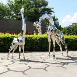 Giraffe 181cm Geometric Metal Garden Sculpture