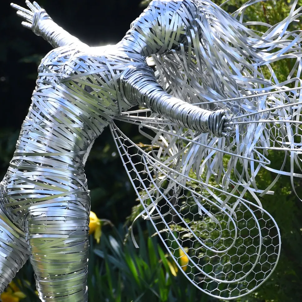 Kaida Fairy Metal Wire Garden Sculpture