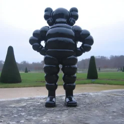 Lucify Bounce 130cm Black Resin Indoor Sculpture