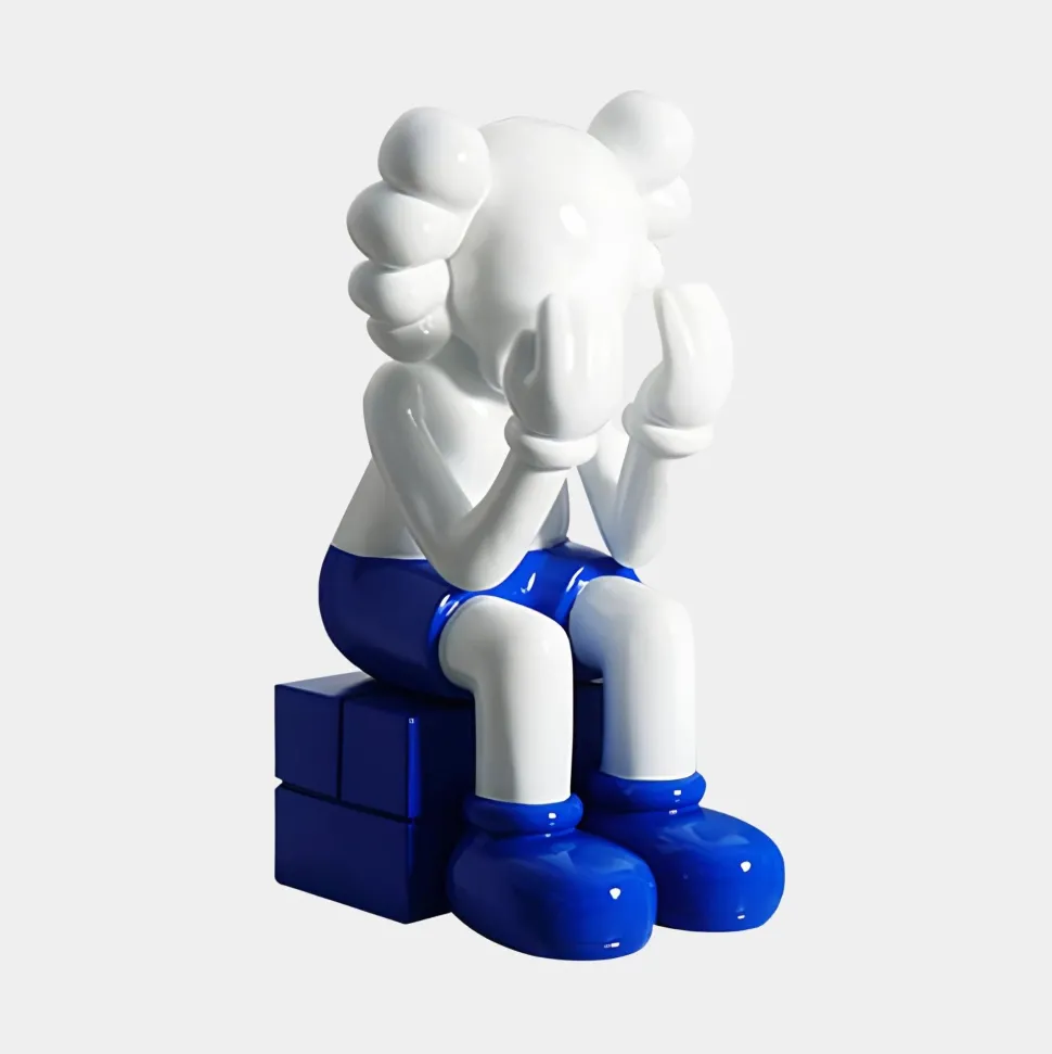 Lucify Hide 70cm White Resin Indoor Sculpture